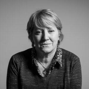 Light-background studio portrait in Lisbon